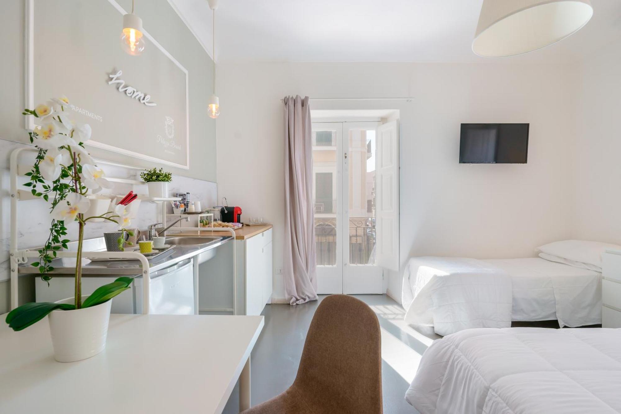 Palazzo Berardi Bed & Breakfast Taranto Exterior photo